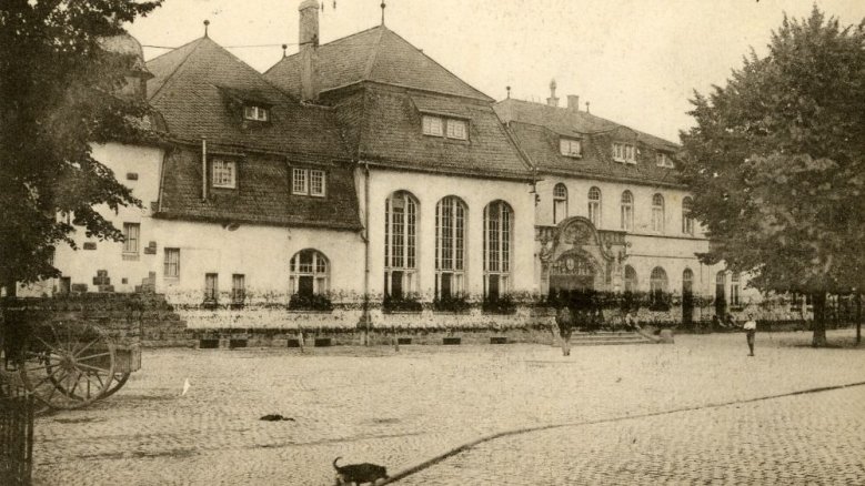 Bahnhof
