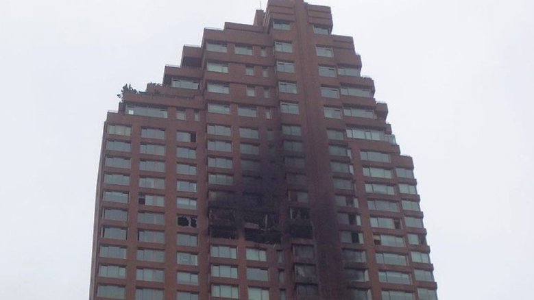 Hochhaus.jpg Hochhaus.jpg