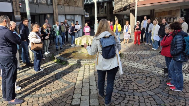 Interkultureller Stadtrundgang Spuren des jüdischen Lebens Interkultureller Stadtrundgang Spuren des jüdischen Lebens