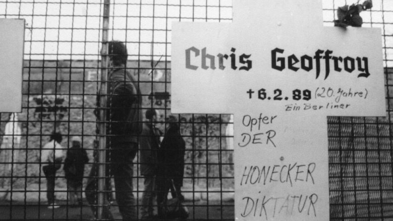 Gedenkkreuz Chris Gueffroy Gedenkkreuz Chris Gueffroy