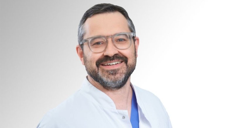 Prof. Dr. med. René Andrié Prof. Dr. med. René Andrié