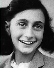 Das Foto zeigt Anne Frank 