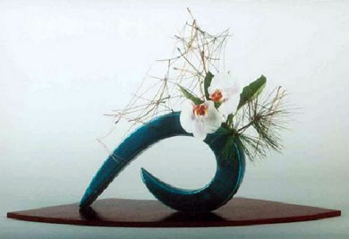 Das Bild zeigt eine Ikebana-Kunst