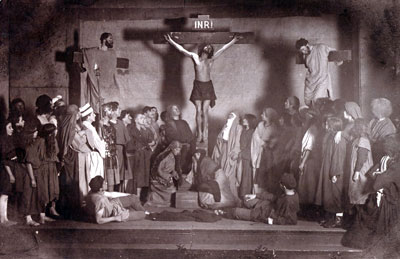 Das Bild zeigt die Passionsspiele aus dem Jahr 1922