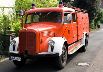 Das Bild zeigt das Feuerwehr-Fahrzeug