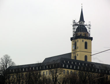 Das Bild zeigt den Abteiturm