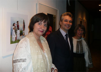 Angela Amecke-Mönnighoff, Konsul Christian Laurentiu Nita und Monika Höhl 