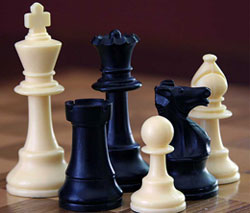 Das Bild zeigt Schachfiguren