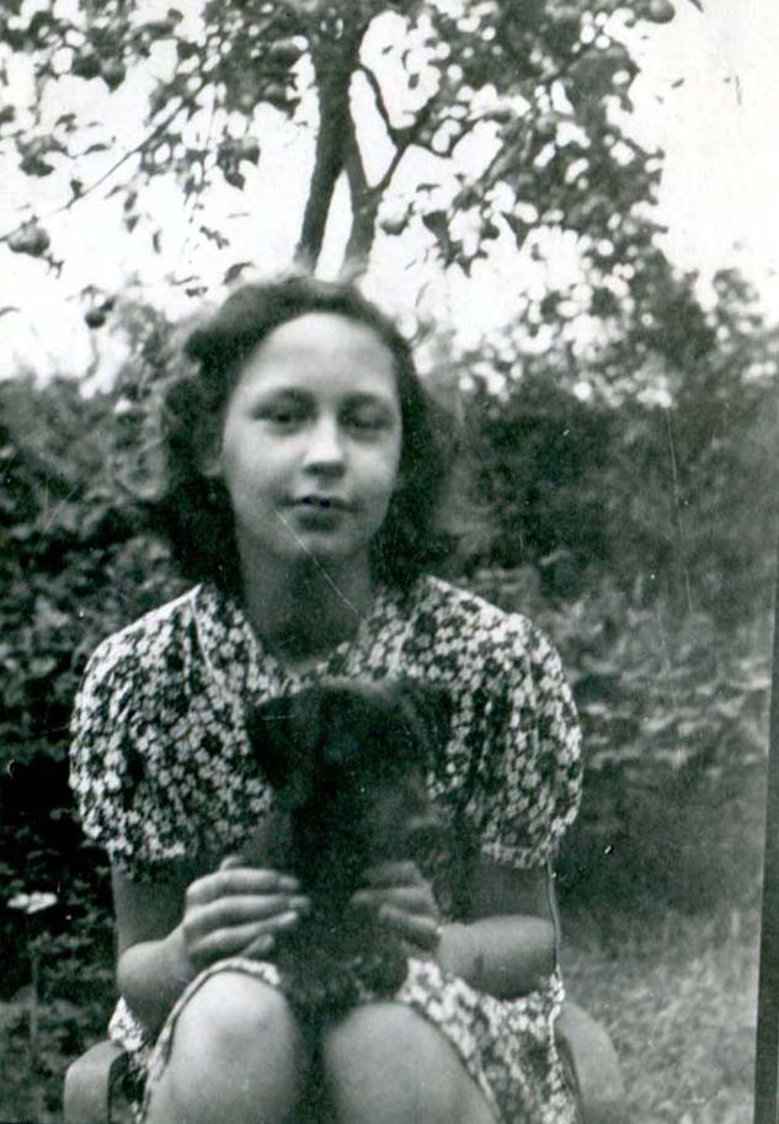 2020-04-21_zeitzeugin helma rosenbach Zeitzeugin Helma Rosenbach als 13-jährige