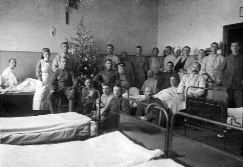 Weihnachten 1915 im Lazarett Weihnachten 1915 im Lazarett