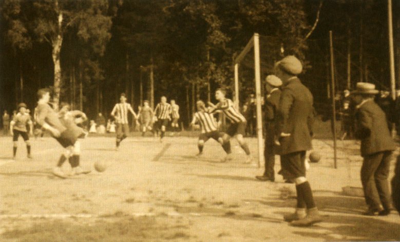 2020-06-28_stv-fussball.jpg STV-Fußball 1911