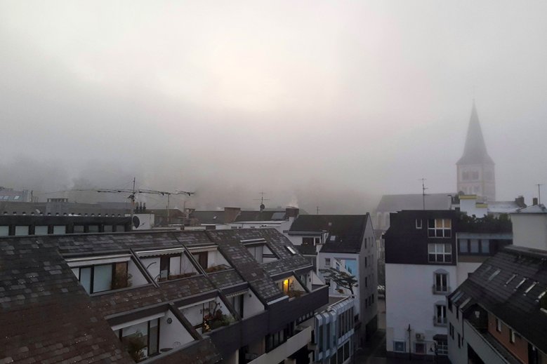 2020-11-05_nebel-juergen-spengler.jpg Nebel über der Siegburger Innenstadt