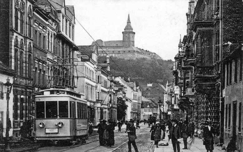 2020-11-17_tram-kleinbahn-um-1925.jpg Die Tram - Kleinbahn Siegburg-Zündorf um 1925