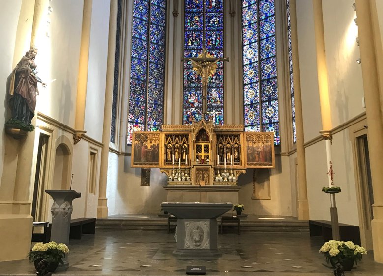 2020-05-01 - Servatius Der Altar in Sankt Servatius