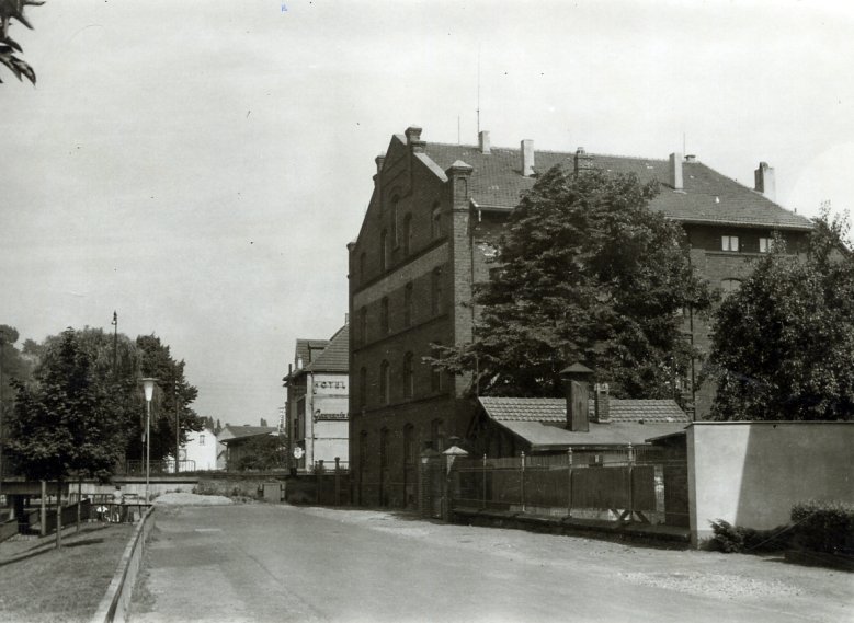 2020-11-24_mirus-werke-ehem-zamponi-1961.jpg Mirus-Werke Bonner Straße, 1961, ehemals Zamponi