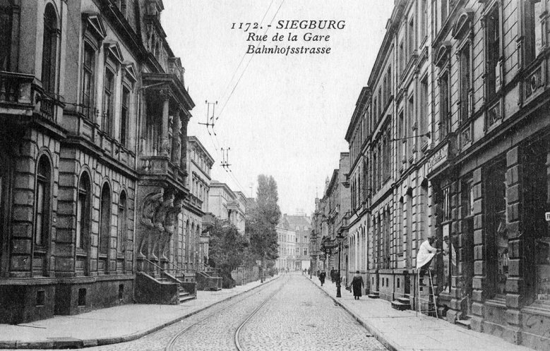 2020-10-18_post-bahnhofstr-um1925.jpg Die Post in der Bahnhofstraße um 1925
