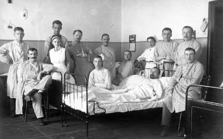 2020-10-29_lazarett.jpg Krankenzimmer auf der Siegburger Abtei