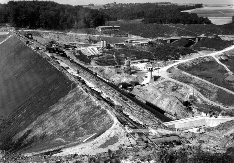 Dammkrone-Wahnbach 1956 Dammkrone-Wahnbach 1956