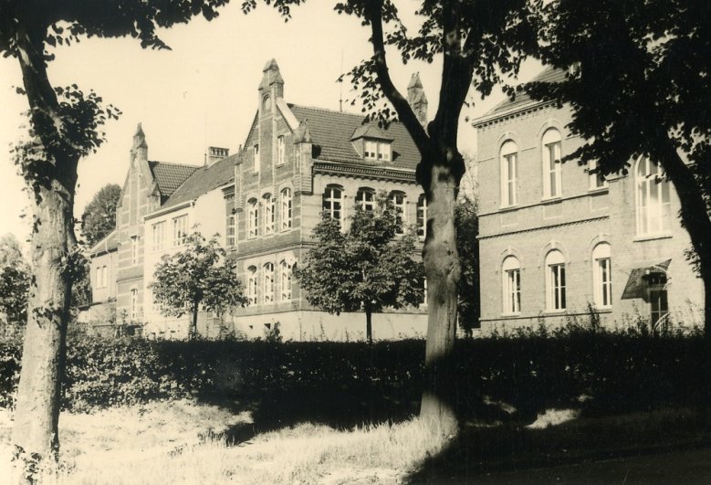 Waisenhaus Waisenhaus