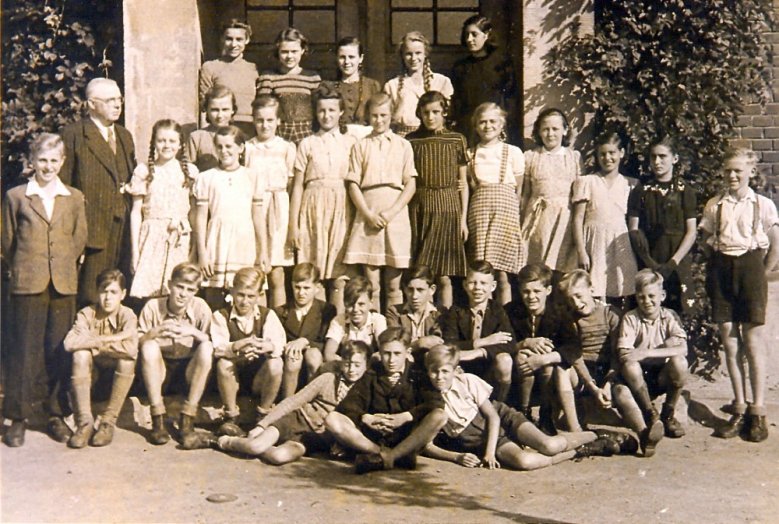 Schulkasse mit Erich Nießen Schulkasse mit Erich Nießen