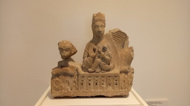 Siegburger-Madonna Historische Statue von Madonna