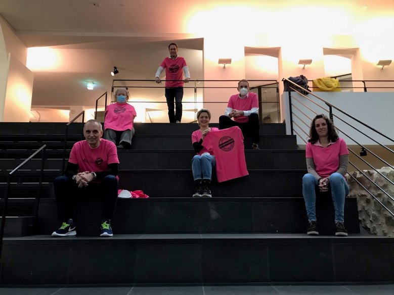 Pink gegen Rassismus Pink gegen Rassismus