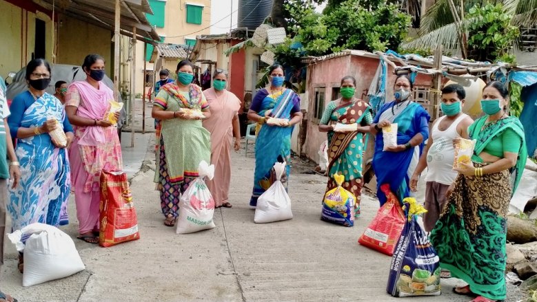 Die Sisters of Mary in einem Slum in Delhi.