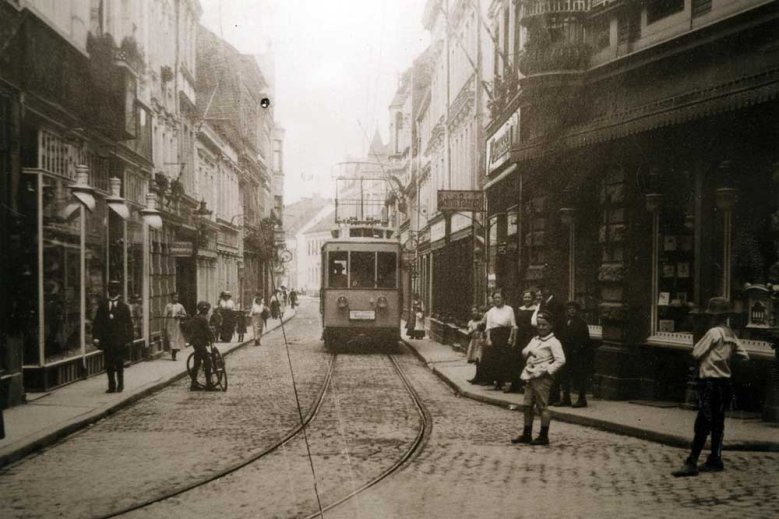 Tram Tram auf der Kaiserstraße in den 1920er Jahren