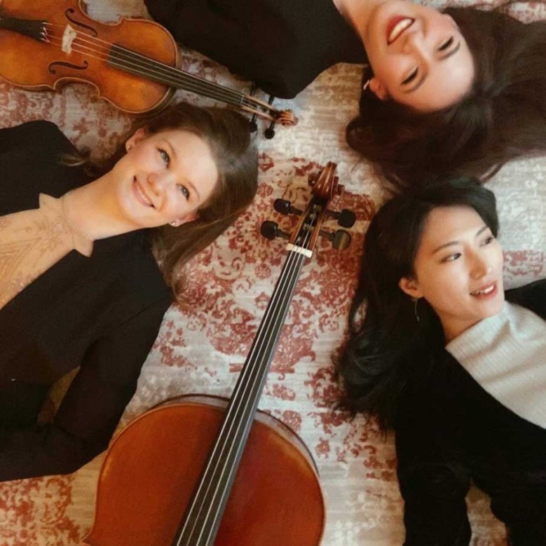 Trio Immensae Trio Immensae