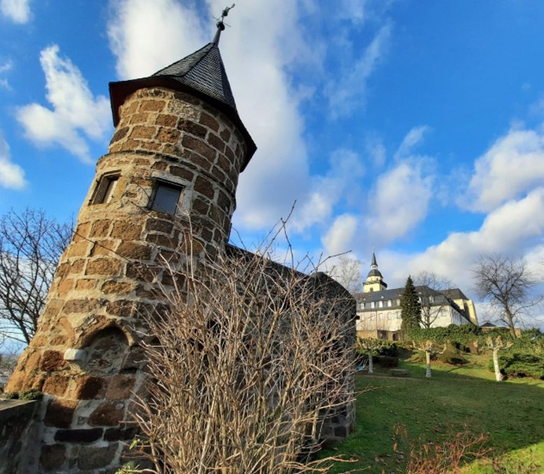 Johannistürmchen Das Johannistürmchen auf dem Michaelsberg