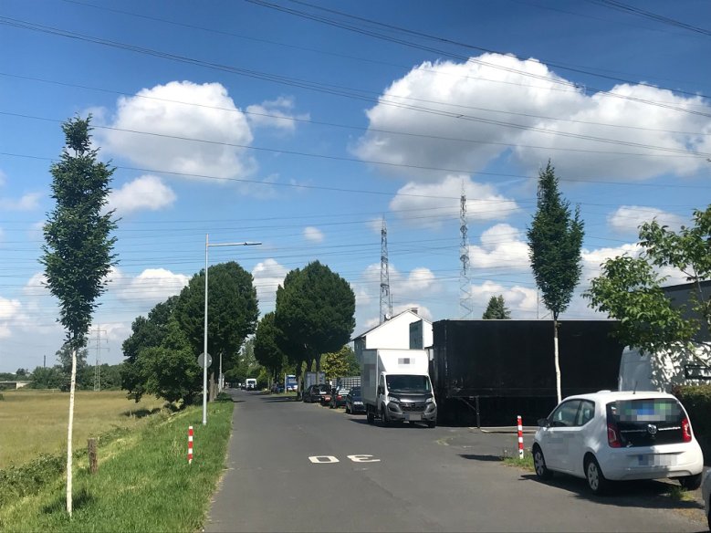 Siegdamm verpixelt Siegdamm verpixelt
