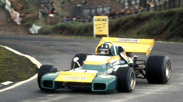 Graham Hill auf einem Brabham BT 34 in Brands Hatch, 1971 (Foto: Gerald Swan) Graham Hill auf einem Brabham BT 34 in Brands Hatch, 1971 (Foto: Gerald Swan)
