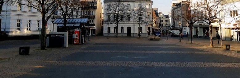 Weiberfastnacht 2021 Leerer Marktplatz