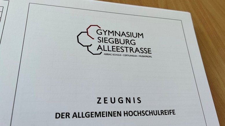 Zeugnis Zeugnis