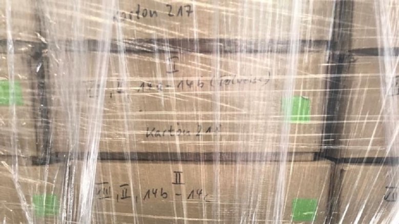 Archiv Entsäuerung Akten in Sommerkur