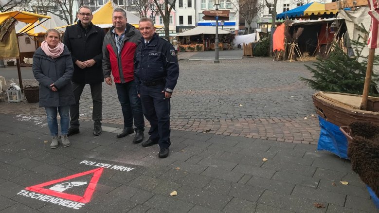 Warnhinweise vor Taschendieben Warnhinweise vor Taschendieben