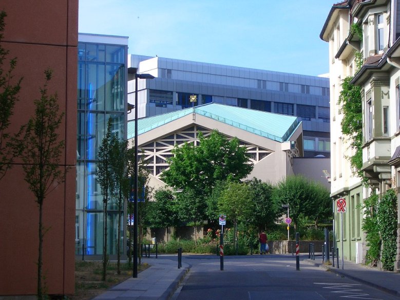 Krankenhauskapelle Blick aus der Ringstraße auf die Krankenhauskapelle
