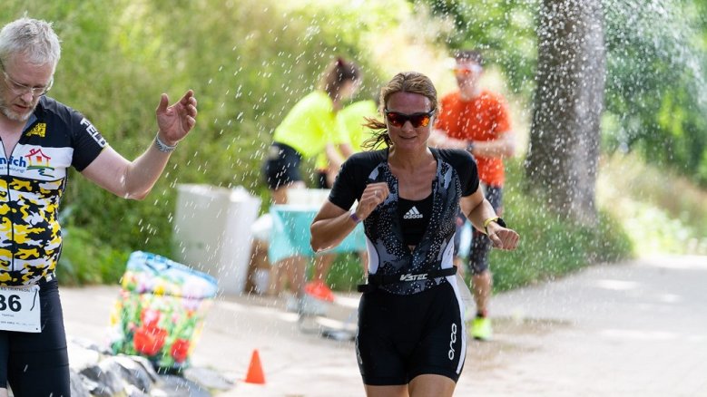 Siegburg-Triathlon Läuferin