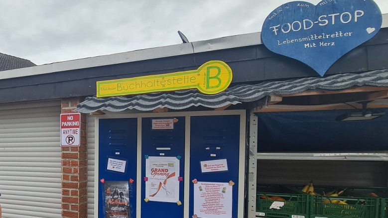 Buchhaltestelle Kaldauen Buchhaltestelle neben Food-Stop