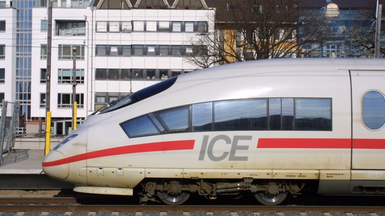 ICE ICE