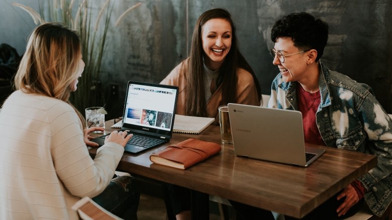 Kollegen - Brooke-Cagle - Unsplash Kollegen - Brooke-Cagle - Unsplash