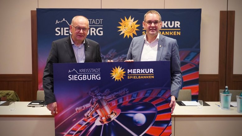 Gauselmann Dieter Kuhlmann, Vorstand der Gauselmann Gruppe, und Bürgermeister Stefan Rosemann