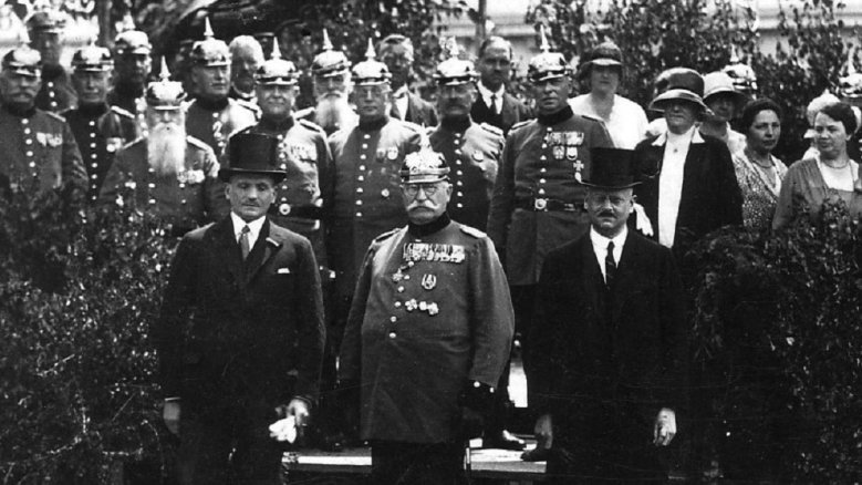 Bürgermeister Becker Bürgermeister Becker