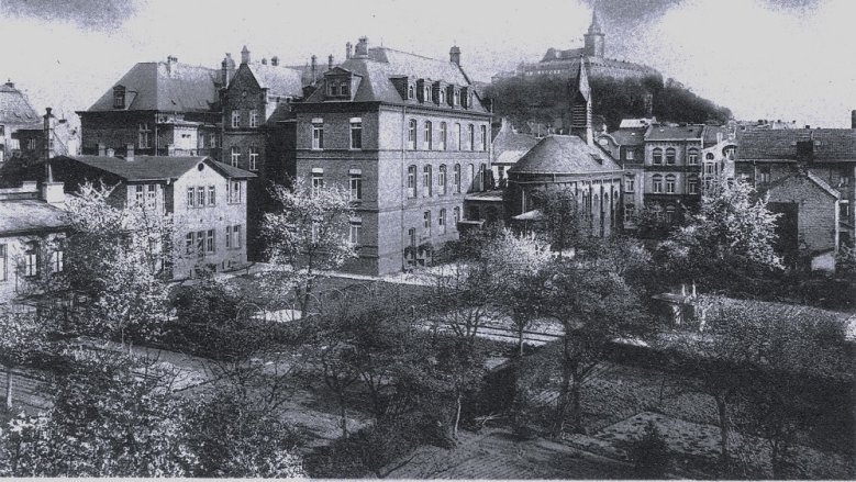 Hospital Hospital