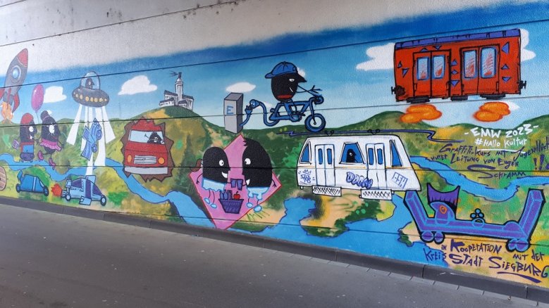 Grafitti Elisabethstraße Graffiti zur "Mobilität der Zukunft" in der Unterführung Elisabethstraßeq