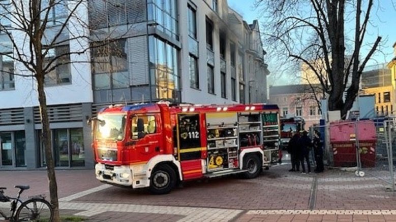 Feuerwehr Brand Friedensplatz Feuerwehr Brand Friedensplatz