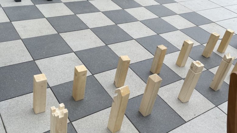 Einweihung Schachbrettspiel Einweihung Schachbrettspiel