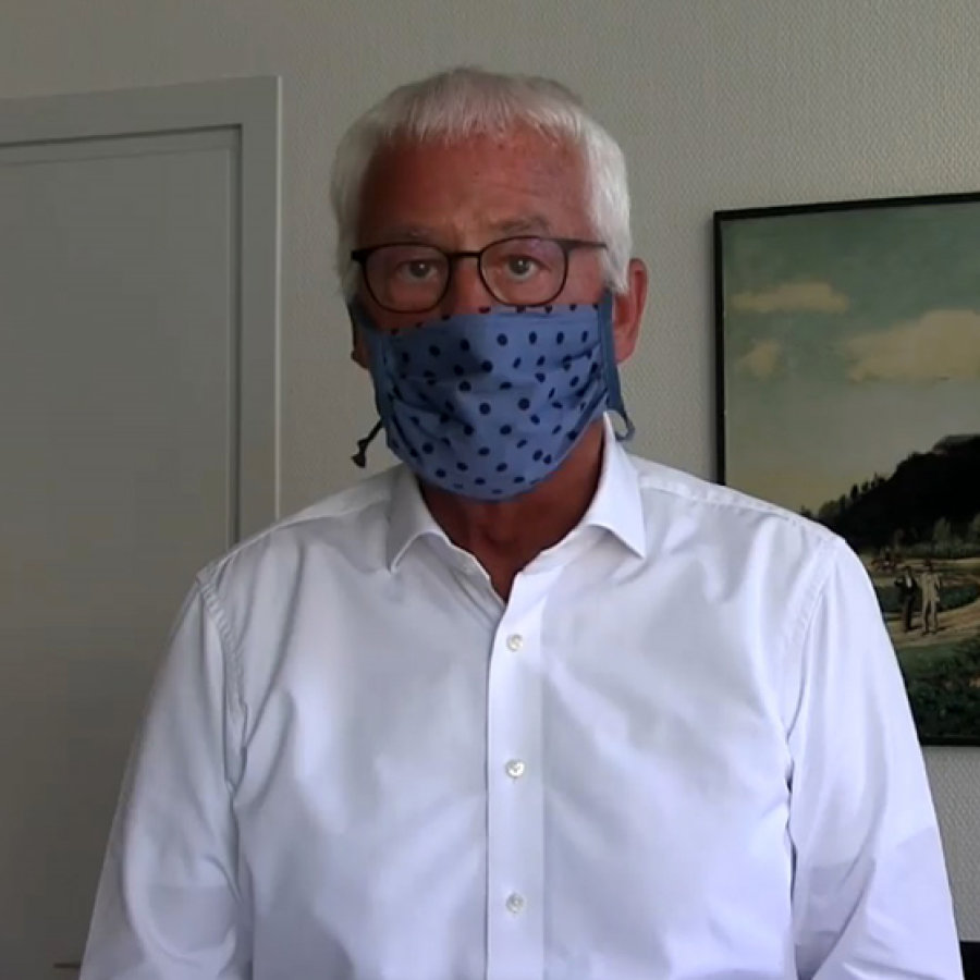 Bürgermeister Franz Huhn mit Mundschutz