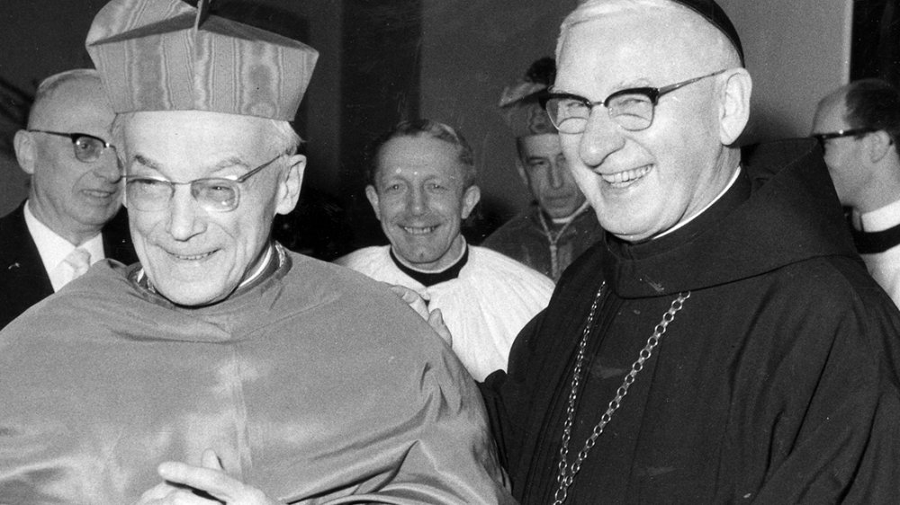 Erzbischof Josef Kardinal Frings mit Abt Ildefons Schulte-Strathaus 1964
