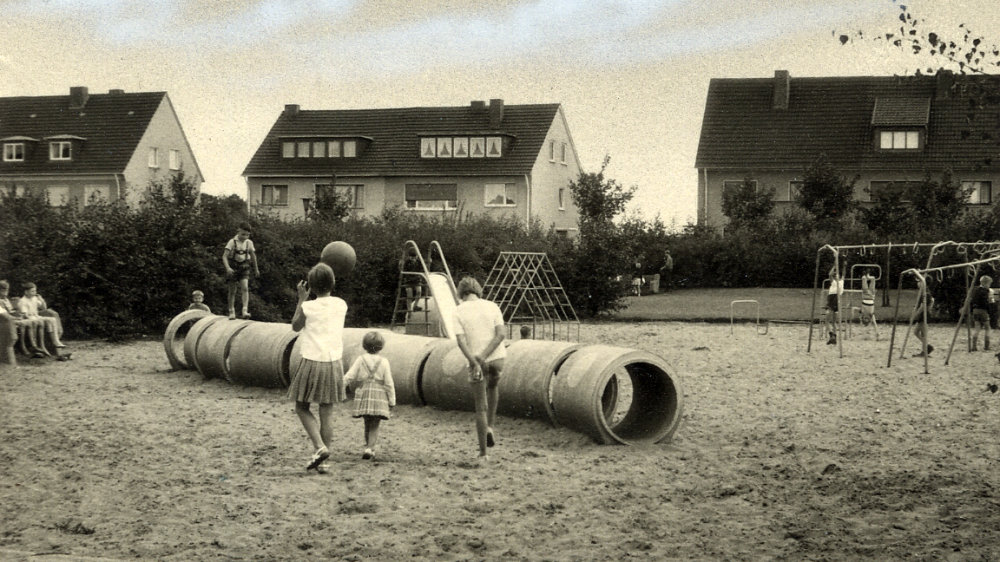Kinderspielplatz auf dem Brückberg in den 1960er Jahren